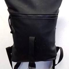 Hátizsák, amint azt Hermes Eindhoven az iLost segítségével jelentette.