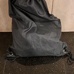 Gymtasje، كما تم الإبلاغ عنه بواسطة Pouw Vervoer عبر iLost