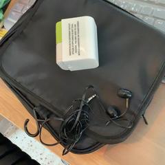 Saco & Adaptador Black bag white adapter, como reportado por MEININGER Hotel Köln West utilizando o iLost