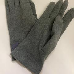 Gloves, as reported by IKEA鶴浜 using iLost