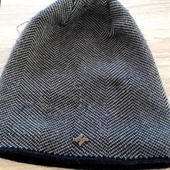 Beanie, som rapportert av EBS Tramplein ved bruk av iLost