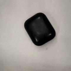 Caixa de fones de fones, como reportado por IKEA Matosinhos utilizando o iLost