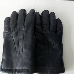 의류 Handschoen, iLost를 사용하여 Regio Limburg - Leuven에 보고됨