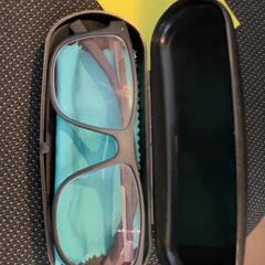 Gafas de sol Matte black, ha sido reportado por MEININGER Hotel Amsterdam Amstel con iLost