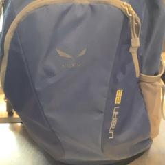 Ryggsekk Blue, som rapportert av MEININGER Hotel Leipzig Hauptbahnhof ved bruk av iLost