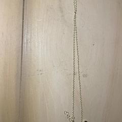 Náhrdelník Vriendschapsketting, ako bolo nahlásené Familie Resort Molenwaard pomocou iLost