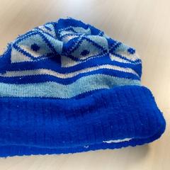 Kleidung - Muts blauw/wit, gemeldet von Regio Oost-Vlaanderen über iLost