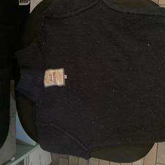 Suéter Blue, ha sido reportado por MEININGER Hotel München City Center con iLost