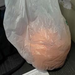 حقائب حمل وحقائب اليد plastique blanc، كما تم الإبلاغ عنه بواسطة TCL عبر iLost