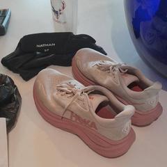 Shoe, as reported by Van der Valk Hotel Tiel using iLost