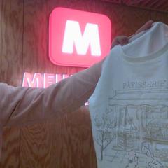 Shirt t-shirt, as reported by MEININGER Hotel Innsbruck Zentrum using iLost