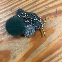 Brosch, rapporterat av IKEA福岡新宮 med iLost