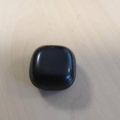 Électronique - Earpod etui zwart, a été signalé par Regio Oost-Vlaanderen utilisant iLost