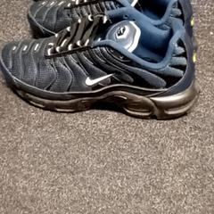 Basket, a été signalé par Mövenpick Hotel Amsterdam City Centre utilisant iLost