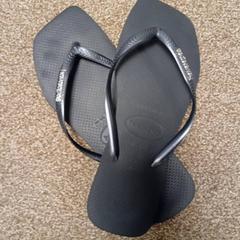 Sandalen Zwarte, gemeldet von Van der Valk Hotel Sneek über iLost