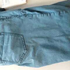 Kleding - Broek، كما تم الإبلاغ عنه بواسطة Centraal magazijn عبر iLost