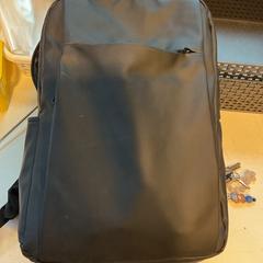 حقائب حمل وحقائب اليد، كما تم الإبلاغ عنه بواسطة Gemeente Amsterdam عبر iLost