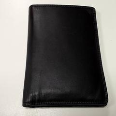 Pénztárca - Sa Silva P., amint azt Centraal magazijn az iLost segítségével jelentette.