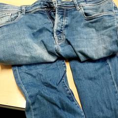 Oblečenie Broek, ako bolo nahlásené Regio Limburg - Leuven pomocou iLost