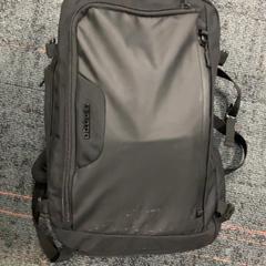 Ruksak, ako bolo nahlásené Connexxion Amstelland-Meerlanden Schiphol Zuid pomocou iLost