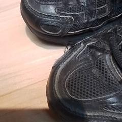 Zapata Nike, gisa salatu by Beekse Bergen Resorts en Hotel iLost erabiliz