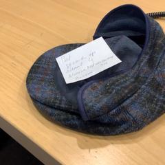 Čepice Blauw, jak nahlášeno Gemeente Gooise Meren pomocí iLost