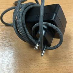 Adaptateur, a été signalé par Sheraton Brussels Airport Hotel utilisant iLost