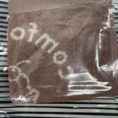 ハンカチ がiLostで IKEA新三郷 によって報告されました