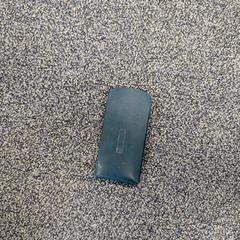 Telefoonhoesje, zoals gemeld door TCR Tours met iLost