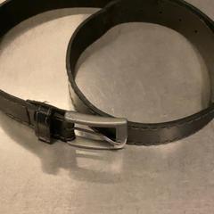 Cinturó Leder, segons ha informat MEININGER Hotel Leipzig Hauptbahnhof mitjançant iLost