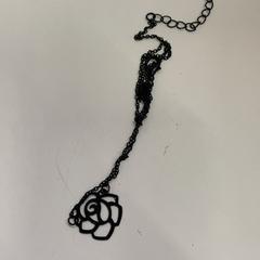 アクセサリー, come riportato da IKEA鶴浜 utilizzando iLost