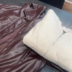 Chaquetas, ha sido reportado por Rotterdam The Hague Airport con iLost
