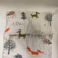 Pañuelo, ha sido reportado por IKEA鶴浜 con iLost