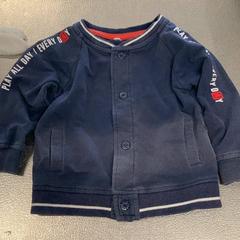 Babyvest Maat 80, como reportado por IKEA Haarlem utilizando o iLost