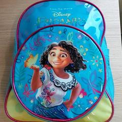 Poltsa - Rihaan, gisa salatu by Centraal magazijn iLost erabiliz