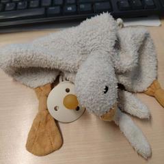 Tétine + attache doudou tetine, segundo informou IKEA Brest Guipavas usando iLost