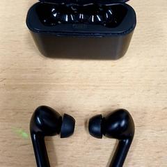 Pouzdro na airpods Zwart, Solix, jak nahlášeno Qbuzz GD Groningen Peizerweg pomocí iLost