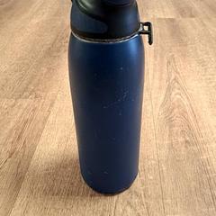 İLost kullanarak Connexxion Amstelland-Meerlanden Amstelveen tarafından bildirildiği gibi Teklif & Içki şişesi