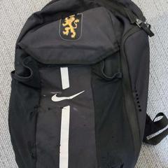 Ruksak, ako bolo nahlásené Arriva West-Brabant pomocou iLost