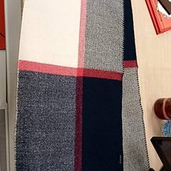 Scarf echar, rapporterat av IKEA Bayonne Ametzondo med iLost