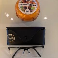 Rayban bril and oranic jersey cheese BLAK, YELLOW, gisa salatu by Room Mate Bruno iLost erabiliz
