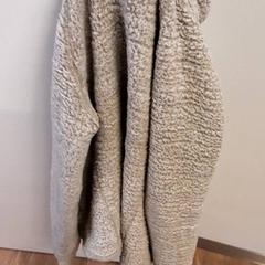 Casaco, como reportado por Qbuzz ZHN utilizando o iLost