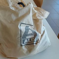 Sack, gemeldet von Regio Limburg - Leuven über iLost