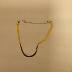 ブレスレット armband がiLostで Mövenpick Hotel Amsterdam City Centre によって報告されました