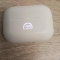 Airpods fodral, rapporterat av EBS Spijkenisse med iLost
