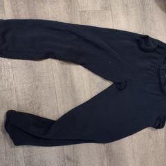 Joggingbroek zwart, ako bolo nahlásené Connexxion Noord Holland Noord Alkmaar pomocou iLost