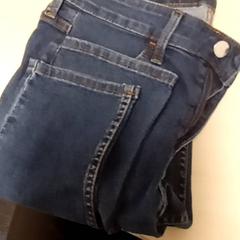 Nadrág, amint azt Mövenpick Hotel Amsterdam City Centre az iLost segítségével jelentette.