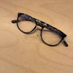 Ulleres, segons ha informat Pathé Utrecht Leidsche Rijn mitjançant iLost