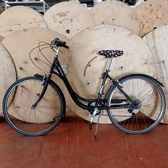 Bicicleta de senhora B-twin Zwart, como reportado por Fietsdepot Hasselt utilizando o iLost