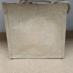Bolsa, ha sido reportado por Qbuzz GD Groningen Peizerweg con iLost